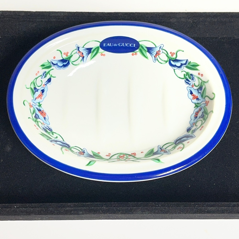 Vintage Eau de Gucci Floral Porcelain Soap Dish Blue Collectible Bath Luxe